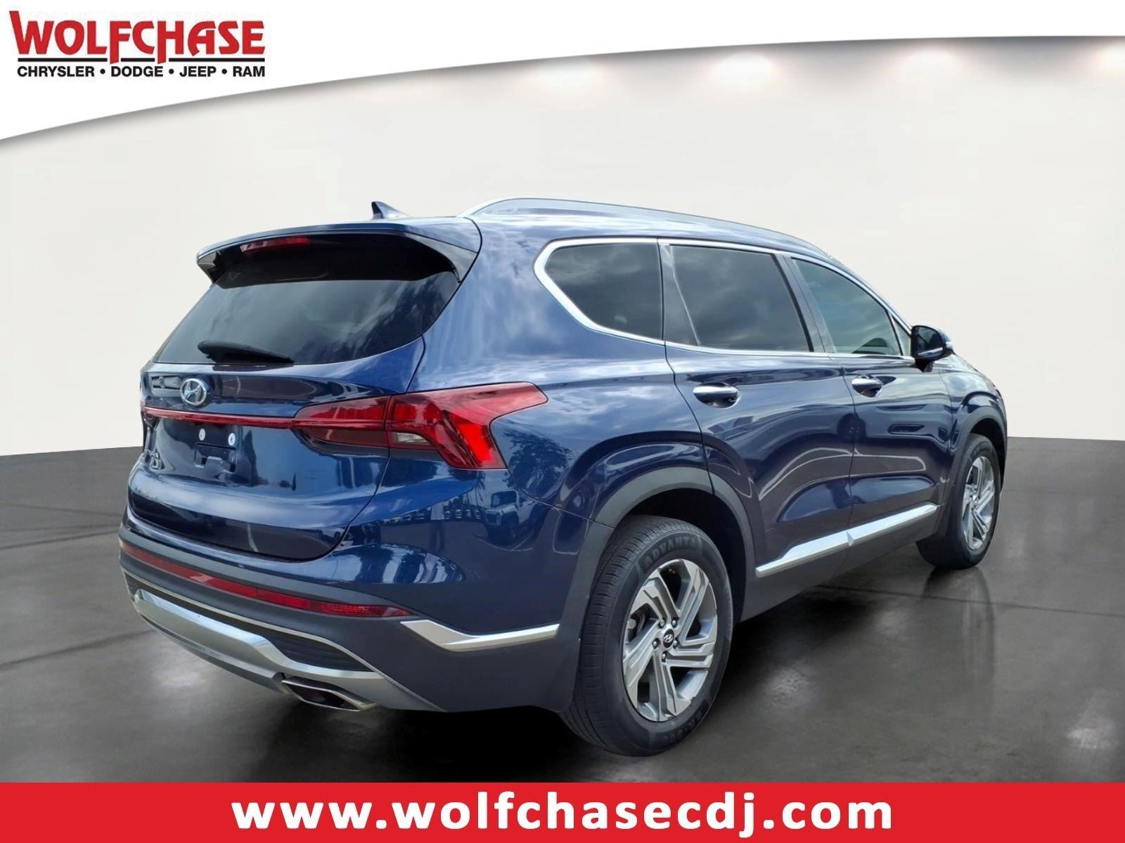 Used 2022 Hyundai Santa Fe SEL w/ Convenience Package FWD image 5