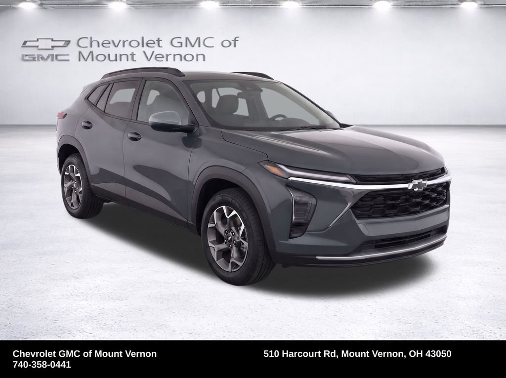 Used 2026 Chevrolet Trax LT FWD image 33