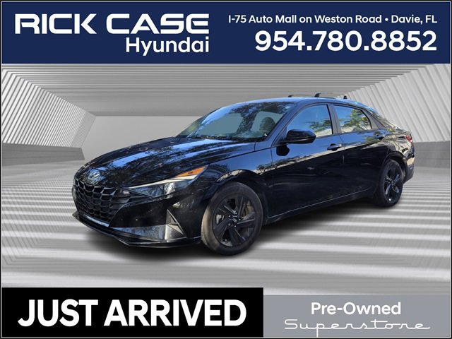 Used 2022 Hyundai Elantra SEL w/ Preferred Accessory Package