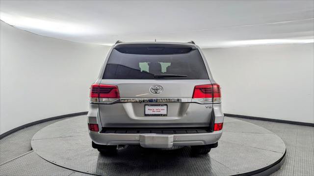 Used 2017 Toyota Land Cruiser AWD/4WD image 7