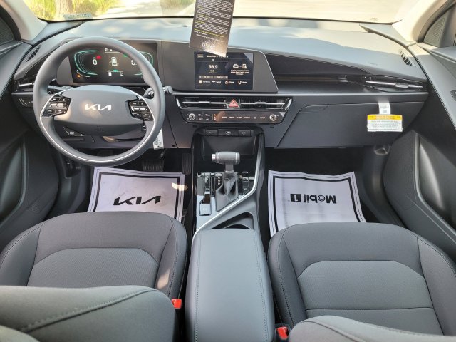 New 2026 Kia Niro LX FWD image 7