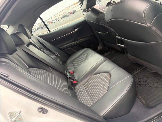 Used 2021 Toyota Camry SE image 25