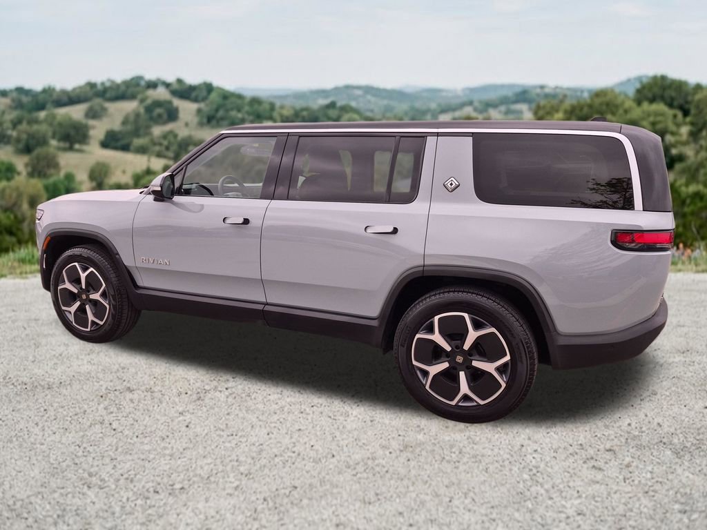 Used 2024 Rivian R1S Adventure AWD/4WD image 7