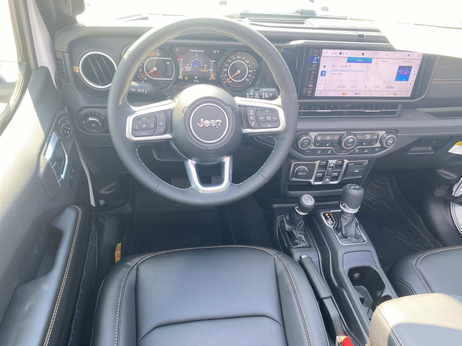 New 2027 Jeep Wrangler Unlimited Sahara AWD/4WD image 10