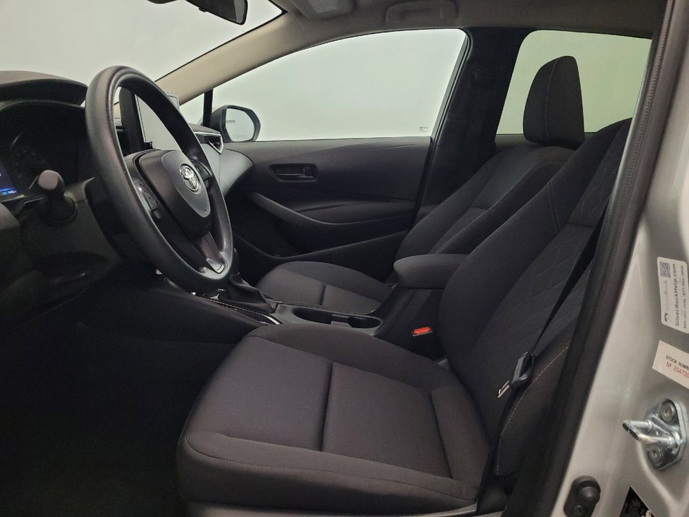 Used 2025 Toyota Corolla LE FWD image 17