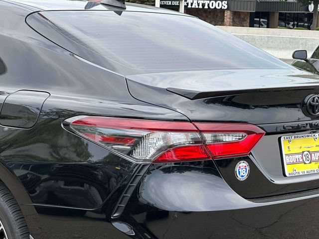 Used 2023 Toyota Camry SE AWD/4WD image 9