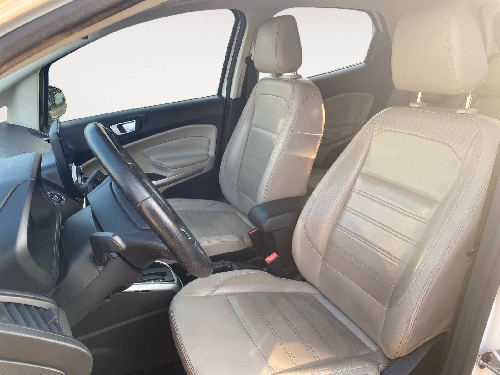 Used 2019 Ford EcoSport Titanium FWD image 10