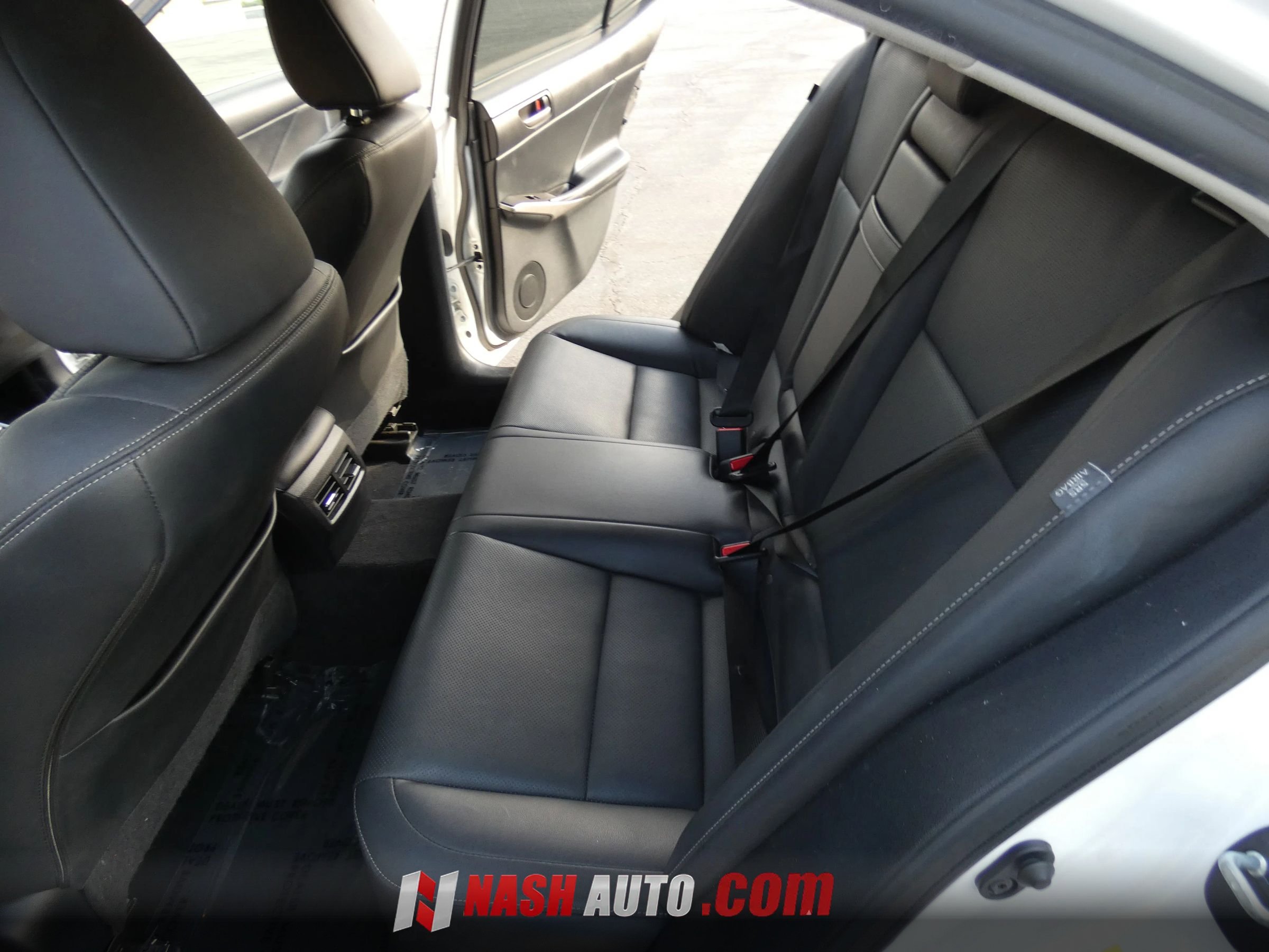 Used 2017 Lexus IS 200t RWD image 41