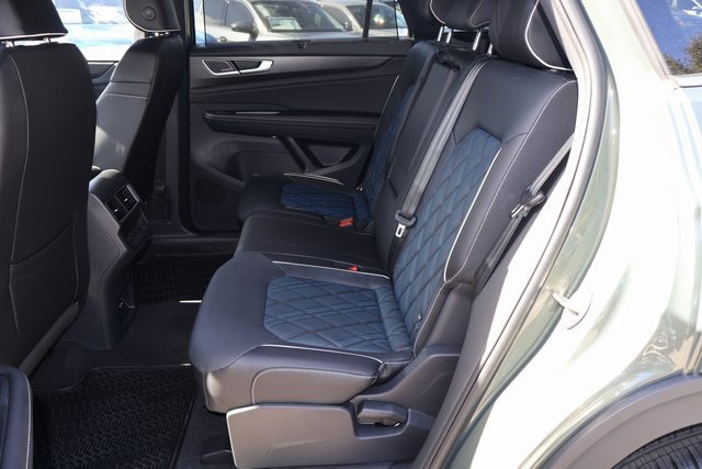 New 2026 Volkswagen Atlas Cross Sport SEL Premium R-Line image 13