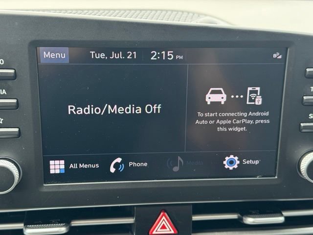 Used 2023 Hyundai Elantra SEL FWD image 3