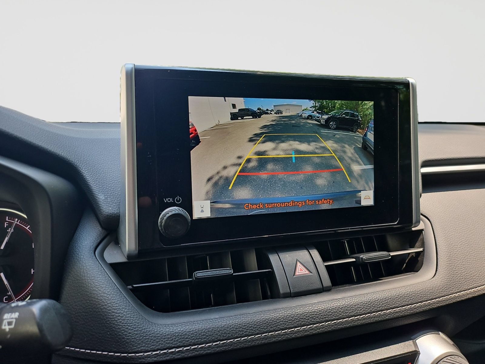 Used 2023 Toyota RAV4 XLE FWD image 22