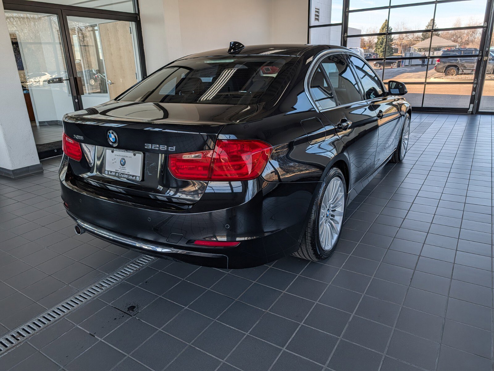 Used 2014 BMW 328d xDrive Sedan image 2