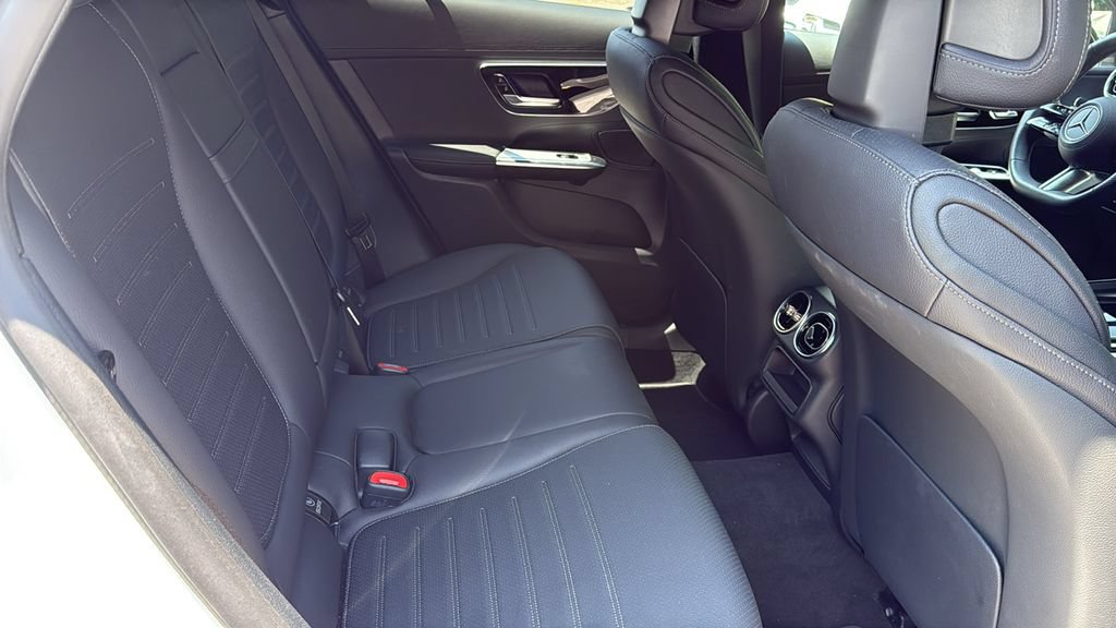 Certified 2025 Mercedes-Benz GLC 300 image 15
