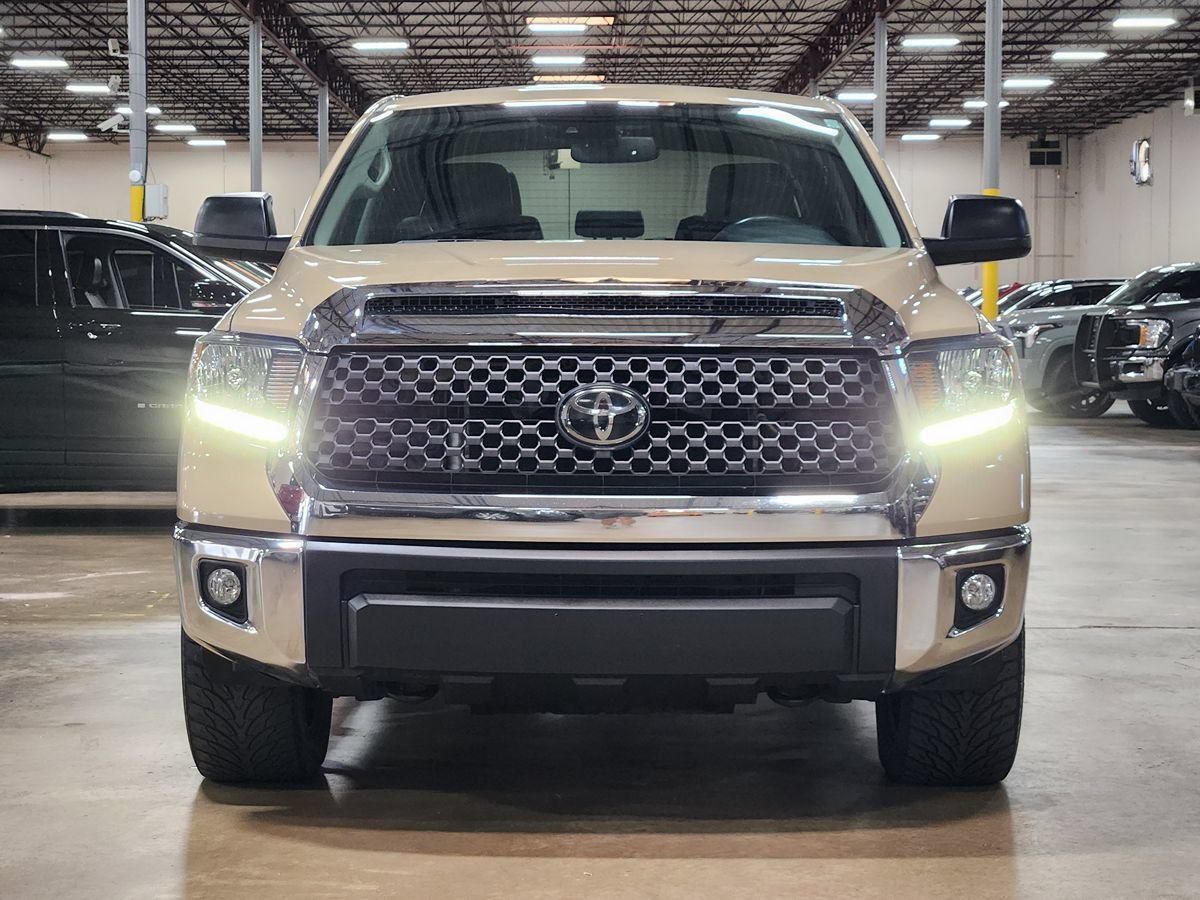 Used 2020 Toyota Tundra SR5 w/ SR5 Leather Package AWD/4WD image 2