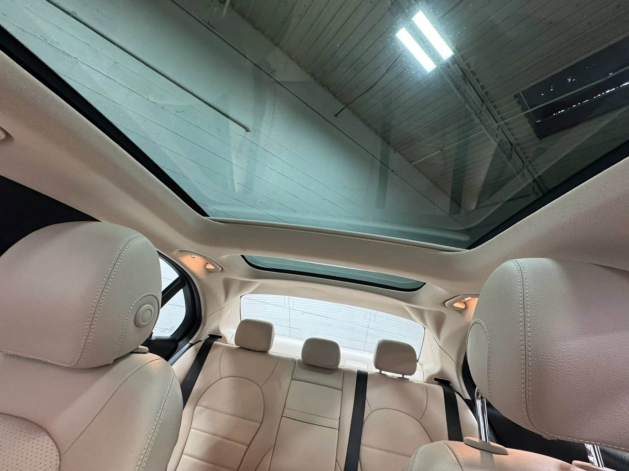 Used 2016 Mercedes-Benz C 300 4MATIC Sedan image 26