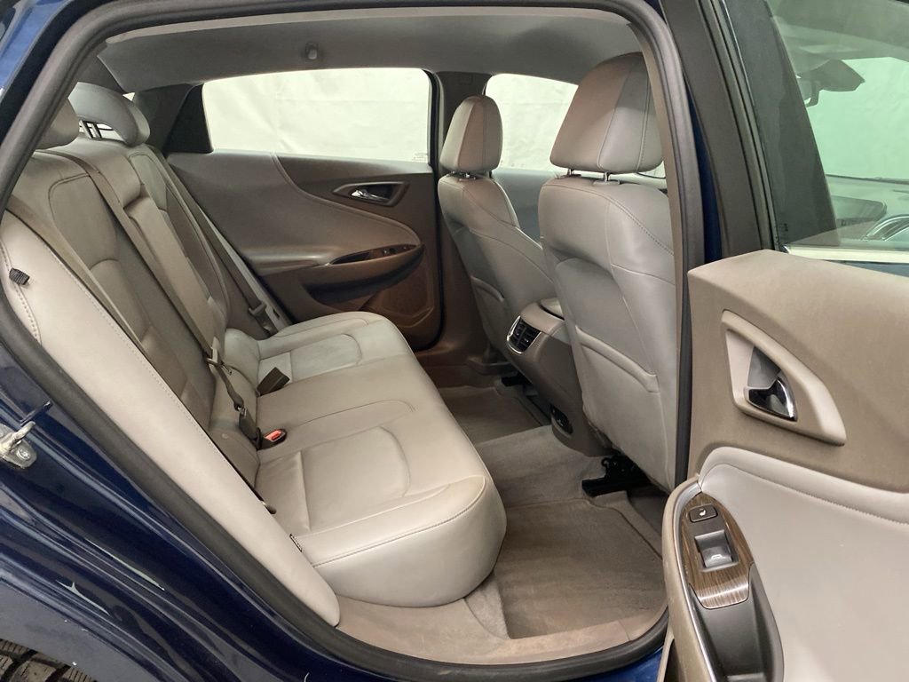 Used 2019 Chevrolet Malibu Premier image 16