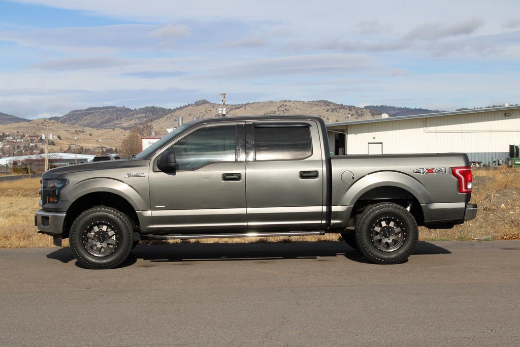 Used 2017 Ford F150 XLT image 3