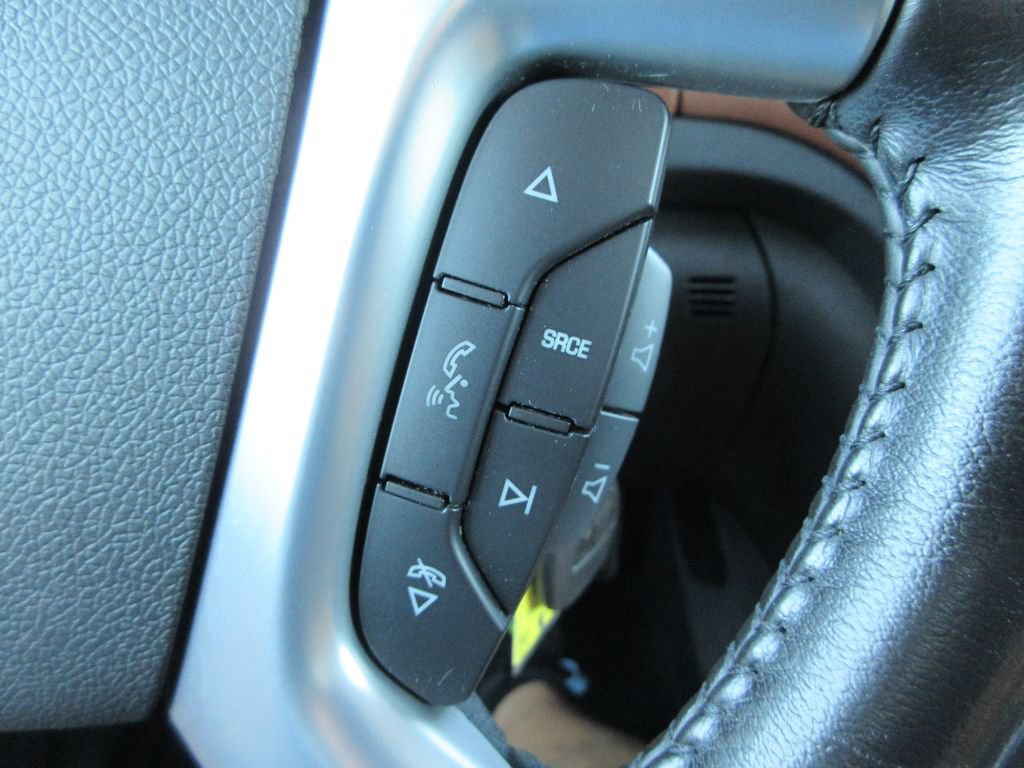 Certified 2017 Chevrolet Traverse LT FWD image 26