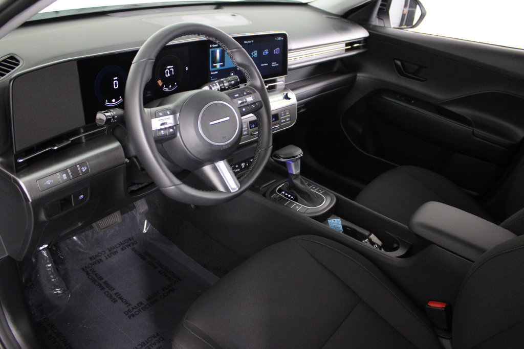 Certified 2027 Hyundai Kona SEL Sport FWD image 19