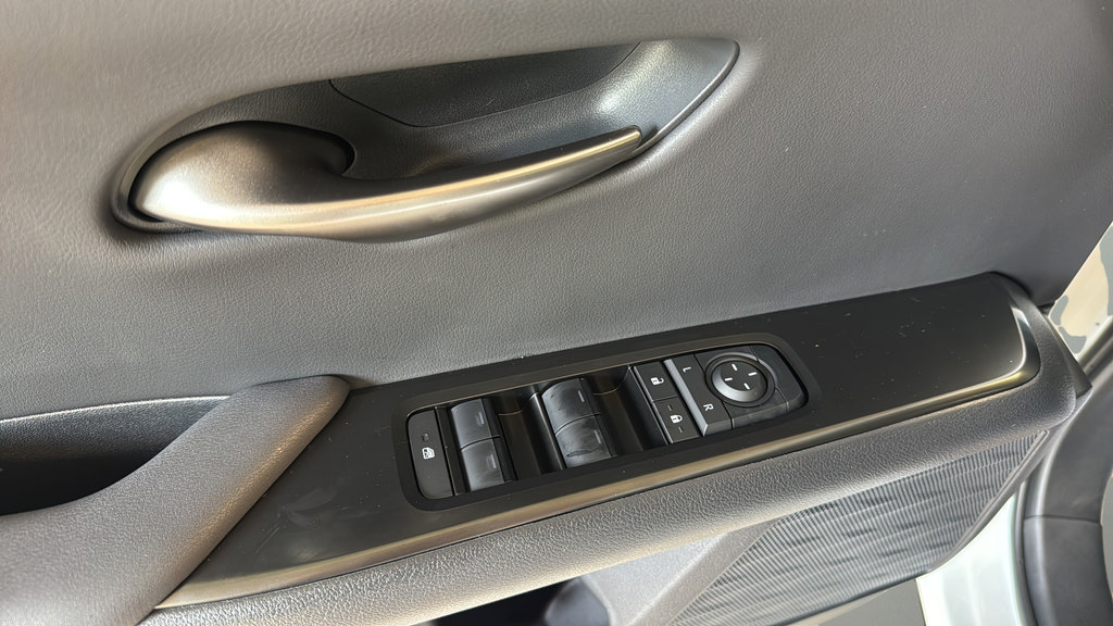 New 2026 Lexus UX 300h AWD w/ Accessory Package (2T) image 11