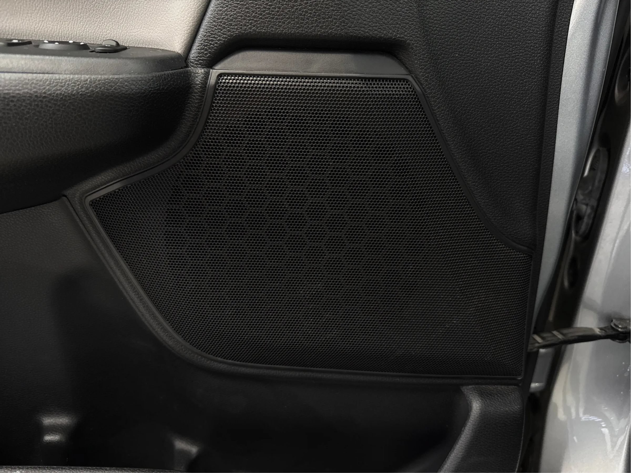 Used 2022 Honda CR-V EX-L image 39