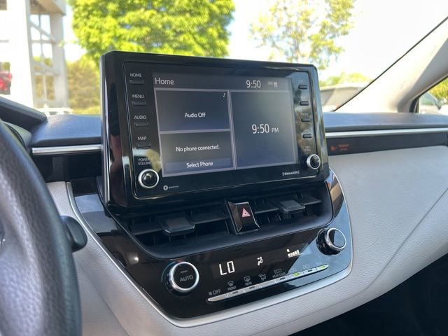 Used 2022 Toyota Corolla LE image 22