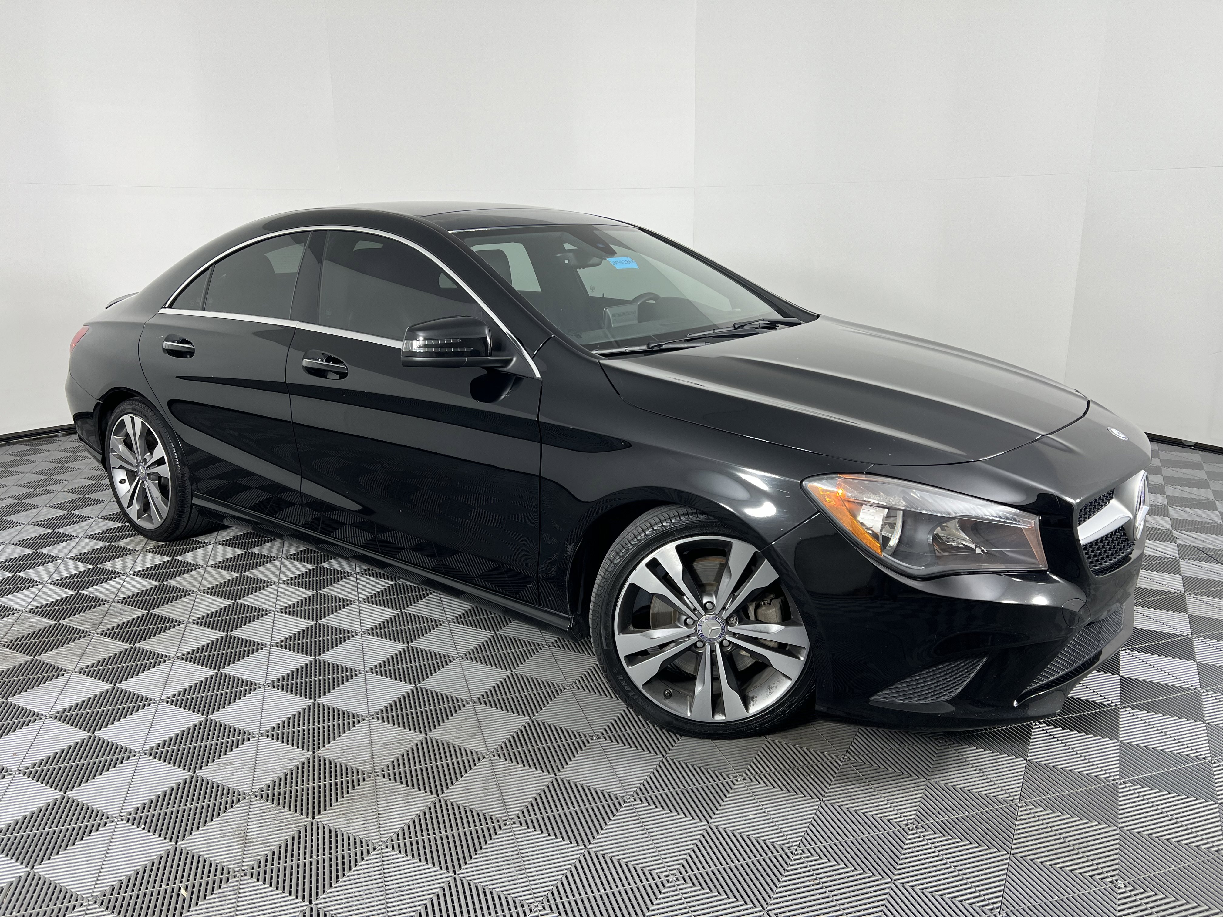 Certified 2015 Mercedes-Benz CLA 250 4MATIC image 2