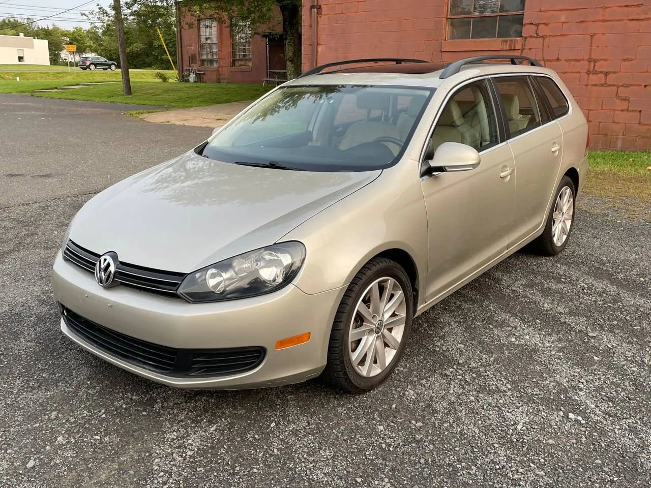 Used 2012 Volkswagen Jetta TDI image 1
