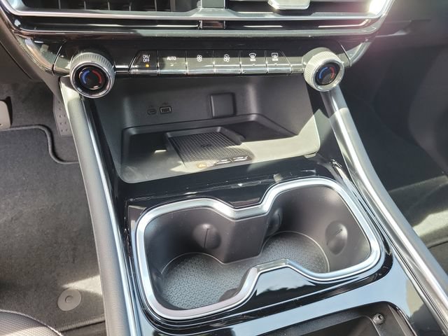 New 2026 Chevrolet Traverse Z71 w/ Enhanced Driving Package AWD/4WD image 35