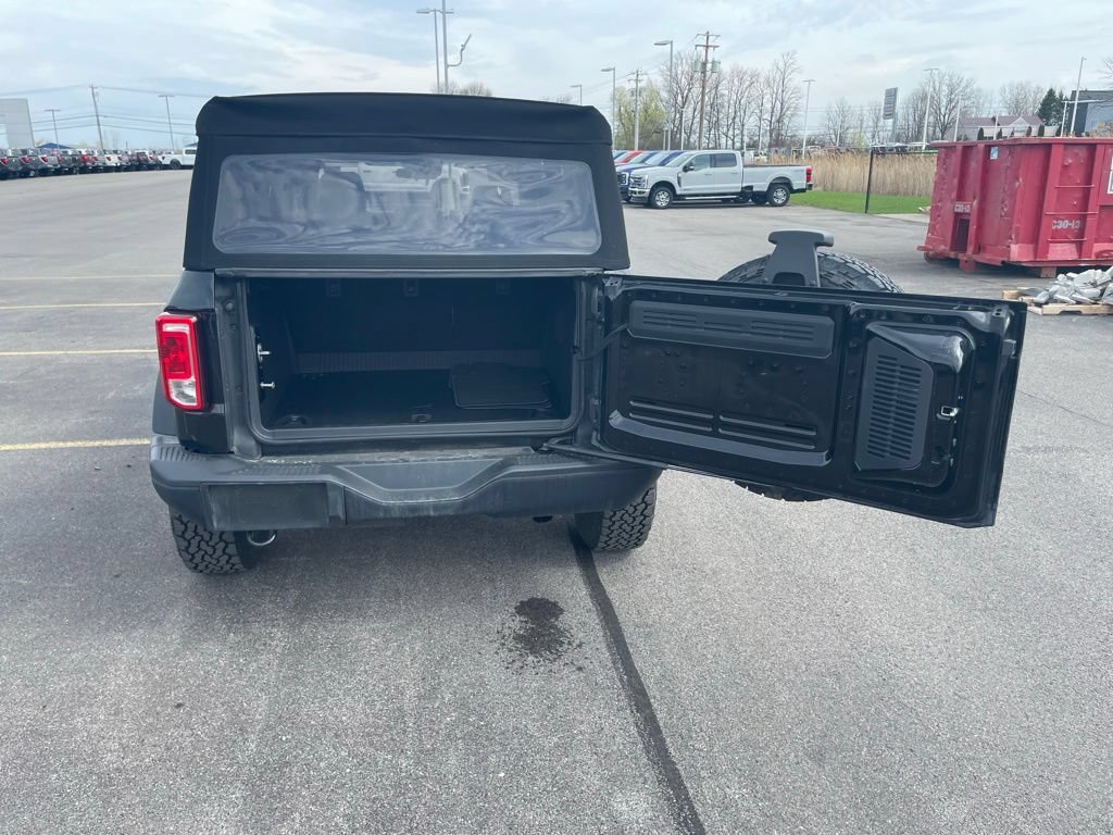 Certified 2024 Ford Bronco Black Diamond AWD/4WD image 9