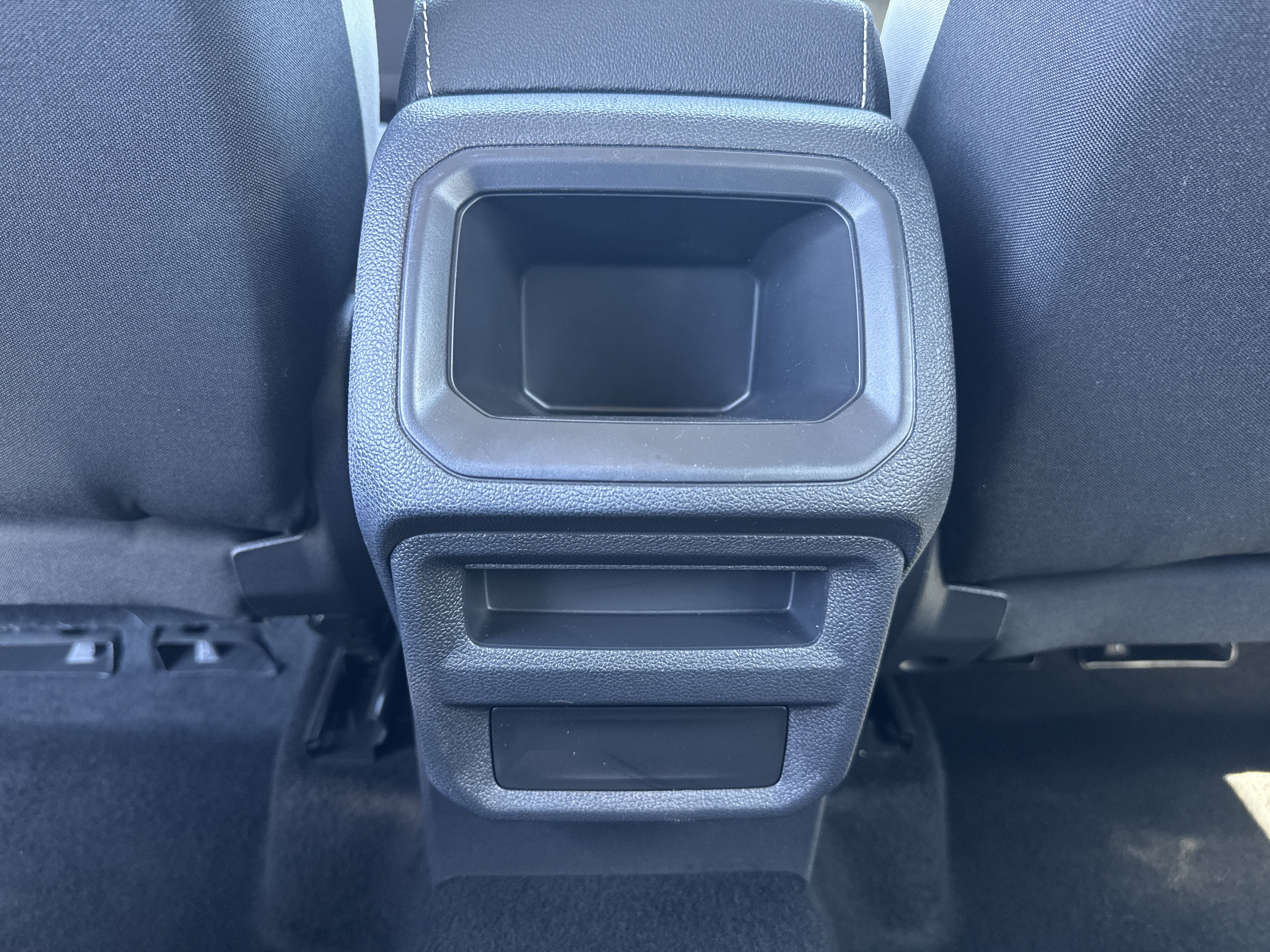Used 2026 Volkswagen Taos S FWD image 28
