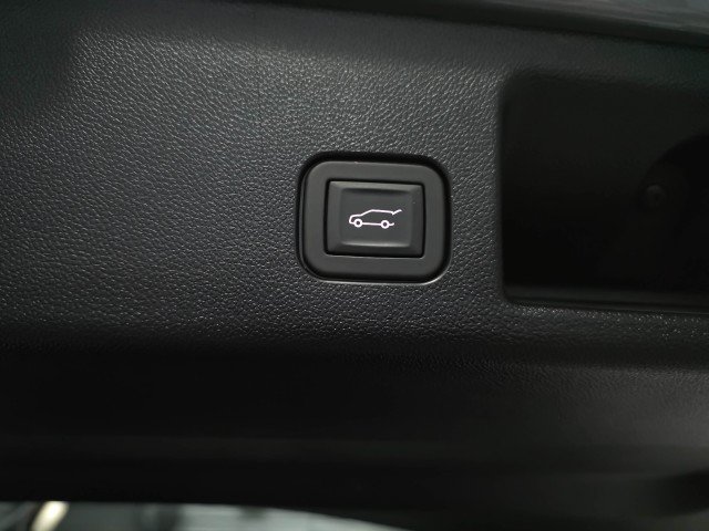 Used 2024 Chevrolet Equinox EV RS AWD/4WD image 35
