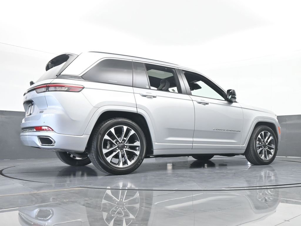 Used 2024 Jeep Grand Cherokee Overland w/ Luxury Tech Group IV image 68