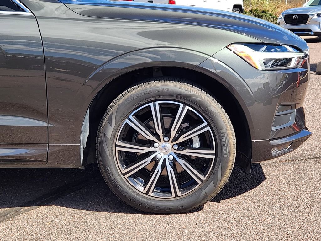 Used 2021 Volvo XC60 T5 Momentum image 29