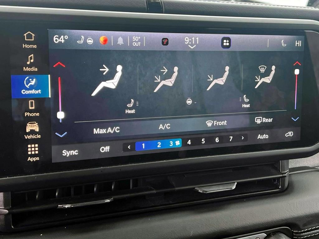 Certified 2025 Jeep Wrangler Sahara image 29