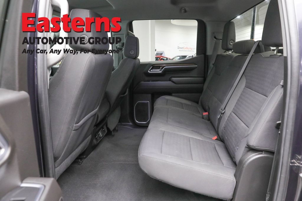 Used 2022 Chevrolet Silverado 1500 LT AWD/4WD image 23