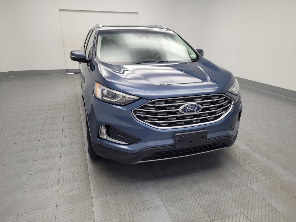 Used 2019 Ford Edge Titanium image 14