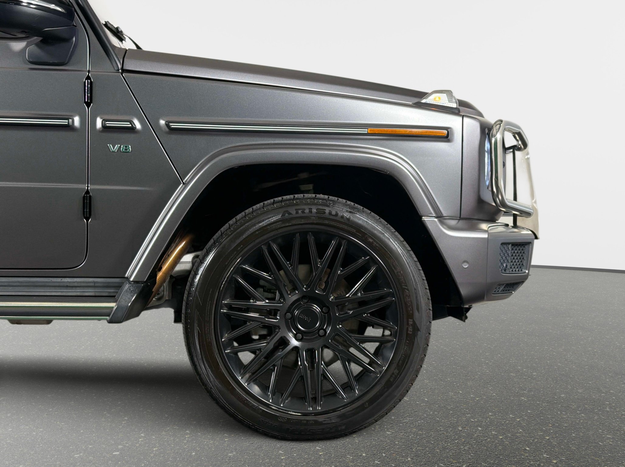 Used 2023 Mercedes-Benz G 550 image 4