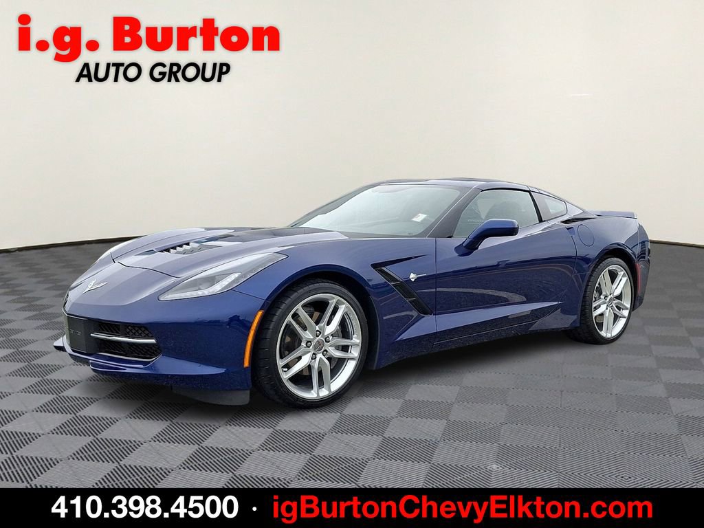 Used 2019 Chevrolet Corvette Stingray Coupe w/ 1LT image 3
