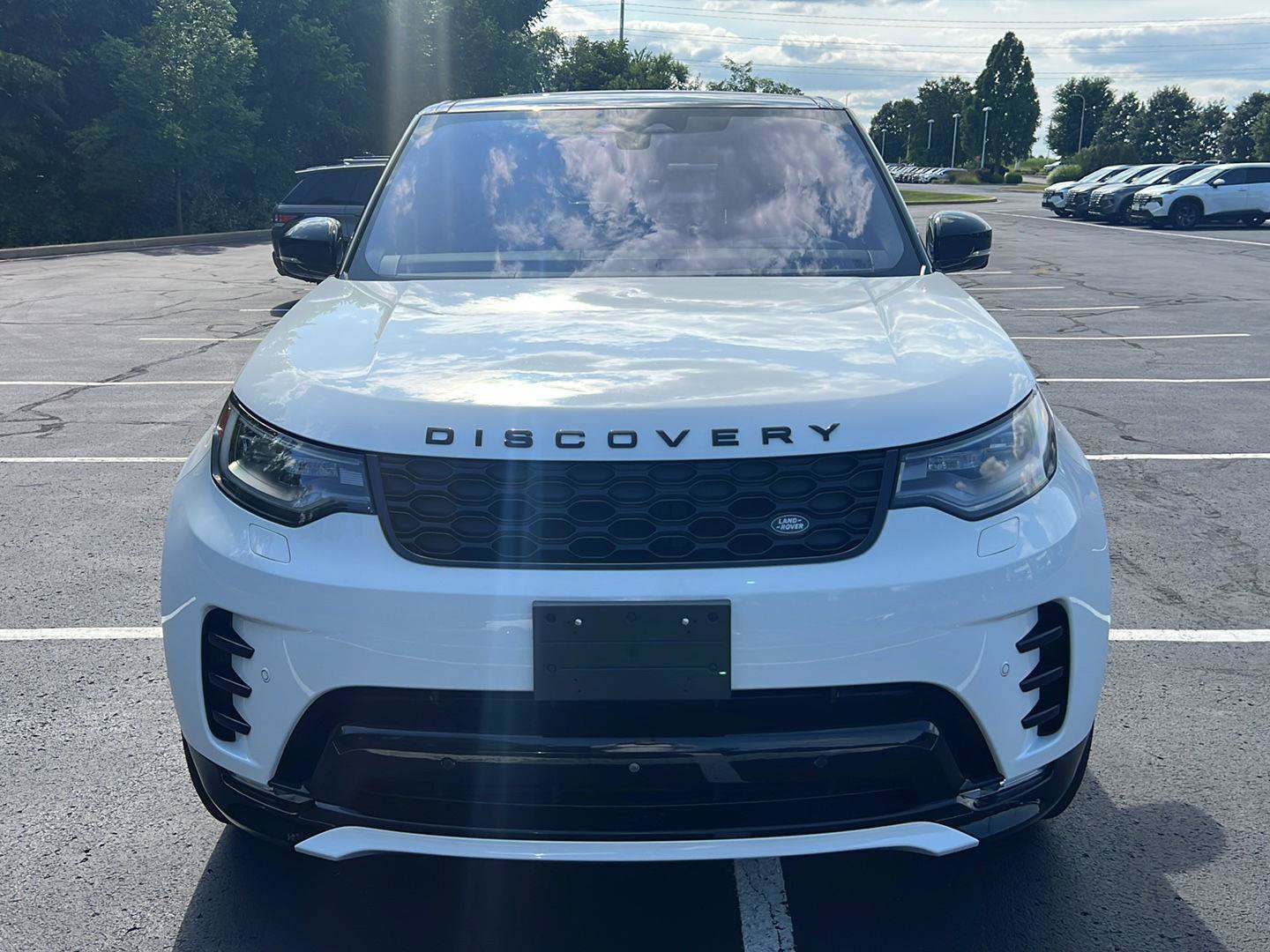Used 2022 Land Rover Discovery S R-Dynamic AWD/4WD image 8