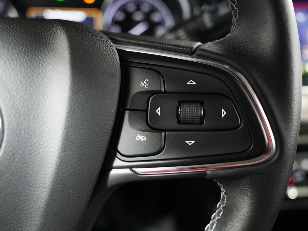 Used 2023 Buick Encore GX Select w/ Sport Touring Package AWD/4WD image 25