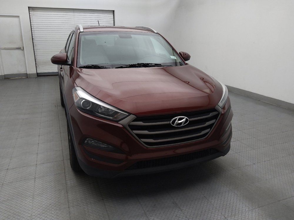 Used 2016 Hyundai Tucson SE w/ Option Group 02 AWD/4WD image 14