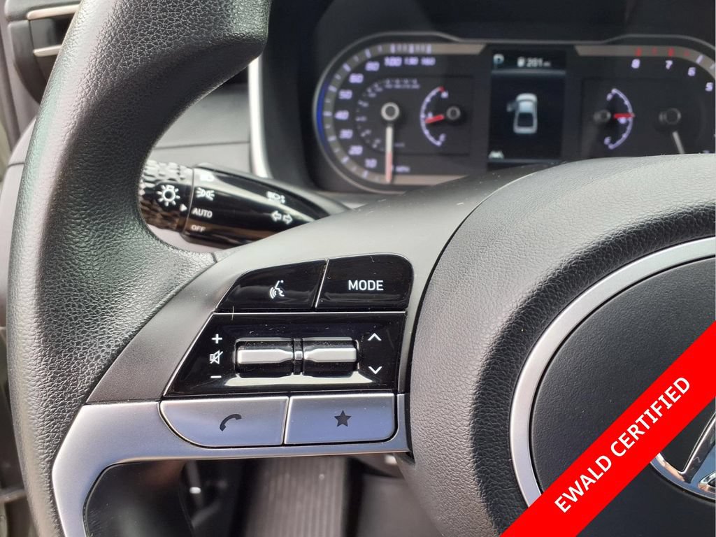 Used 2023 Hyundai Santa Cruz SEL AWD/4WD image 19