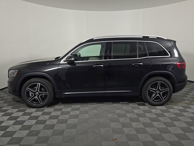 New 2026 Mercedes-Benz GLB 250 4MATIC image 2