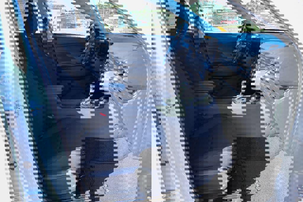 New 2026 Hyundai Kona SE image 8