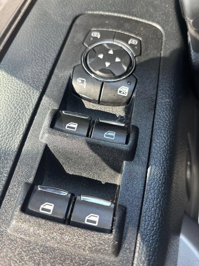Used 2019 Ford F150 Lariat w/ Equipment Group 502A Luxury AWD/4WD image 22