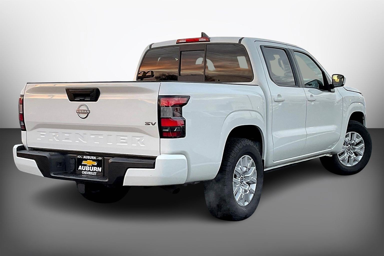 Used 2022 Nissan Frontier SV image 13