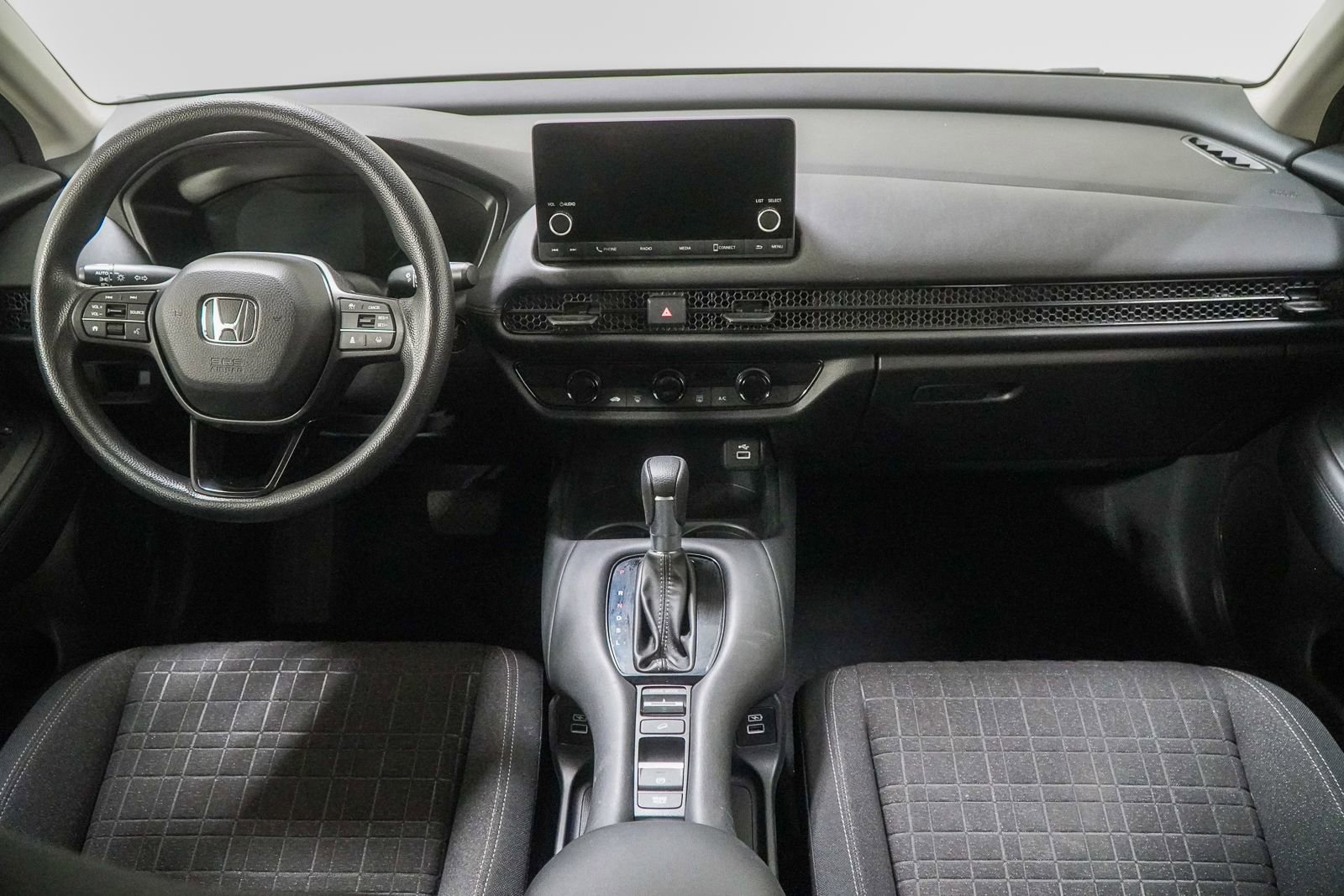 Used 2023 Honda HR-V LX image 23