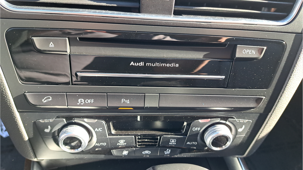 Used 2017 Audi Q5 2.0T Premium Plus w/ Technology Package AWD/4WD image 15