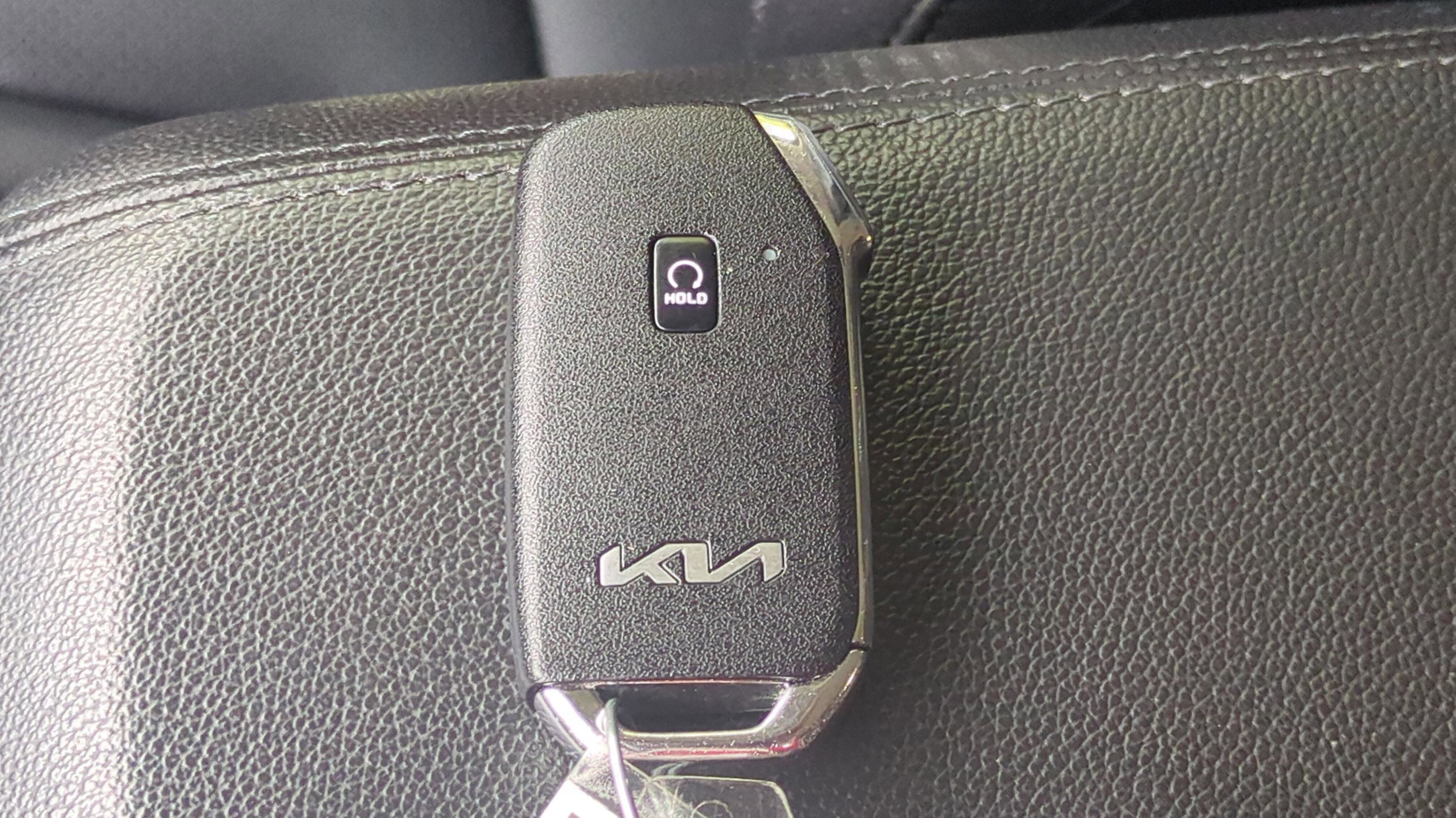 Certified 2024 Kia Sportage EX image 30